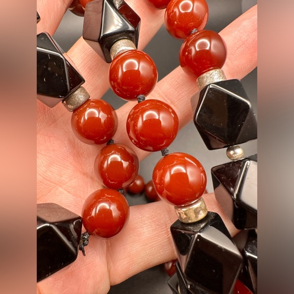 Vintage 15-11 MM ONYX & ORANGE JASPER BEAD 32" NECKLACE heavy - Picture 3 of 14